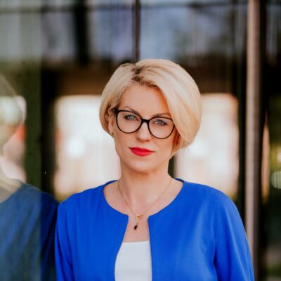 dr Anna Jarosz